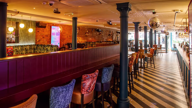 Slug & Lettuce Chester - 4