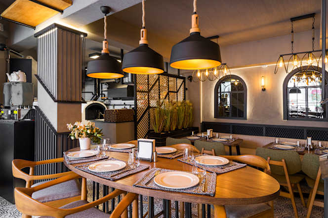 Mivan Restaurant & Cafe - 2