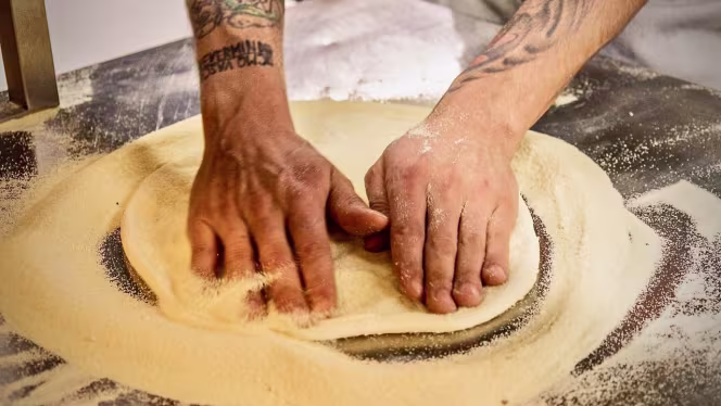 The Pizza Room - Mile End - London - 6