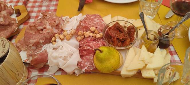 Schiacciala Osteria - 2