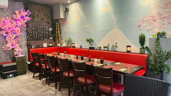 Favourite Sushi & Ramen - 5