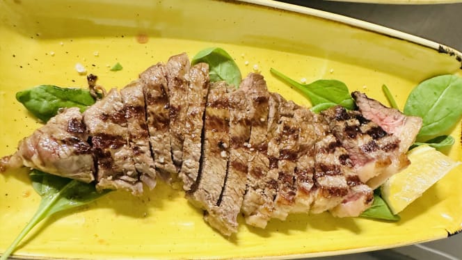 Arborvitae Bistrot - 1