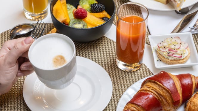 Le 38 Bar Lounge - 1