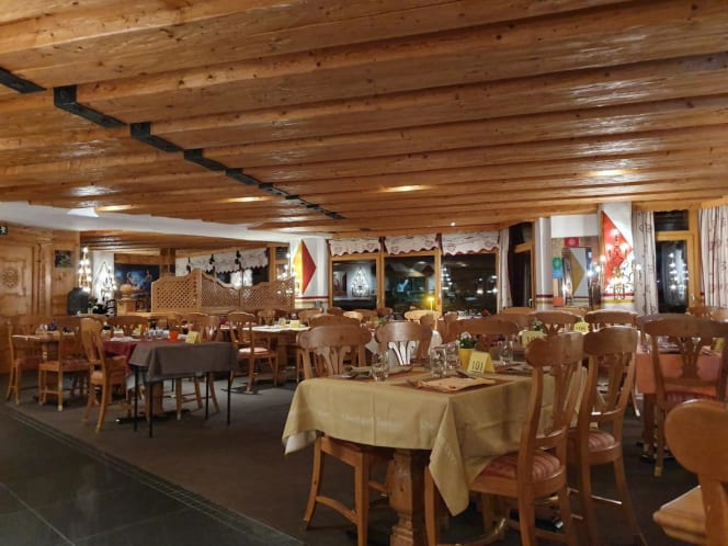 Restaurant Kings Tandoori - 1