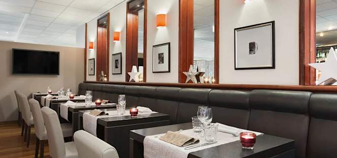 La Table Grenat - 9