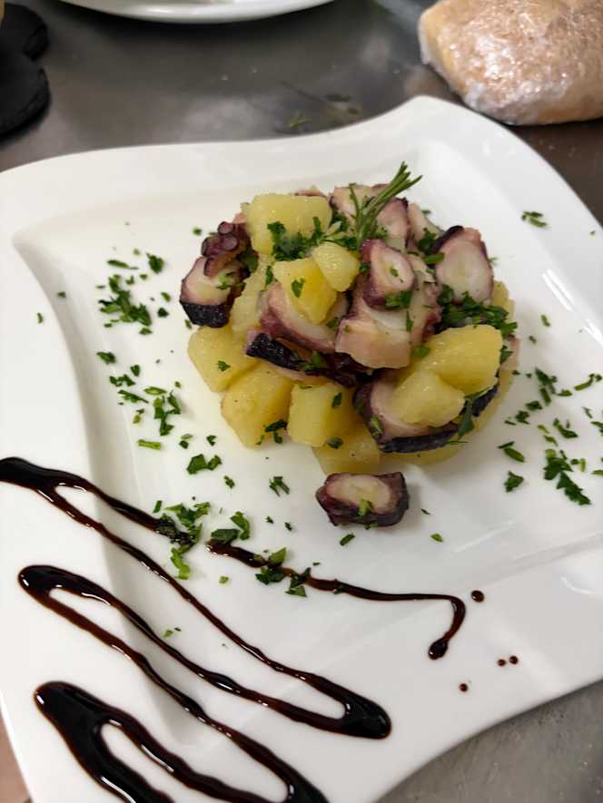 Epoca Lounge Bar Restaurant and Pizza - 7