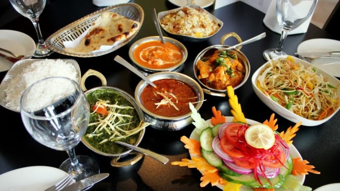 Cinnamon Lounge Indian Restaurant - 2