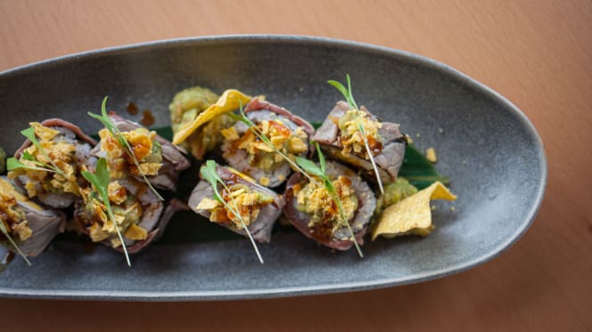 Aroma Sushi Lounge - 4