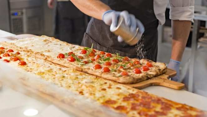 Kilómetros de Pizza - Avenida Brasil - 7