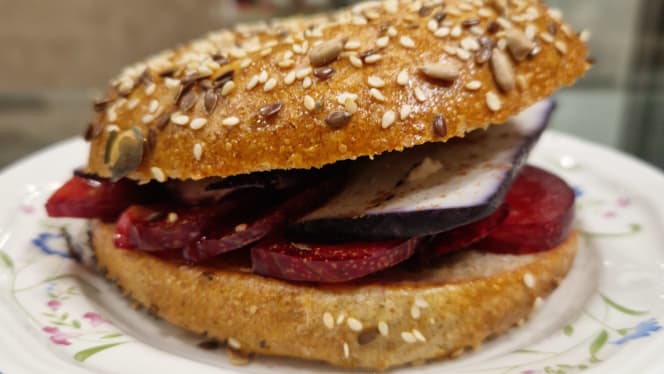 Sentiero di Casa Bagel Factory - 1