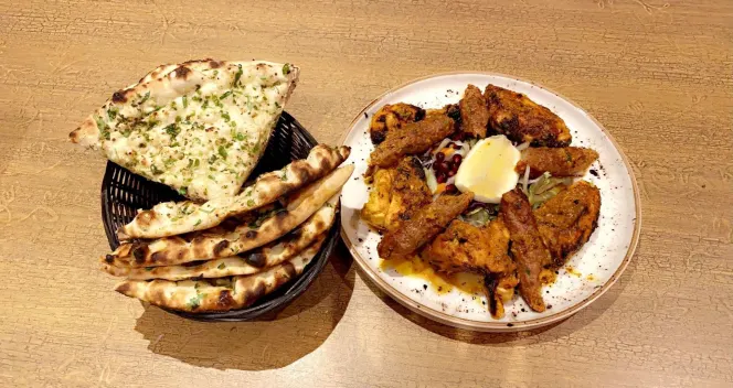 Jolly's Restaurant - 0