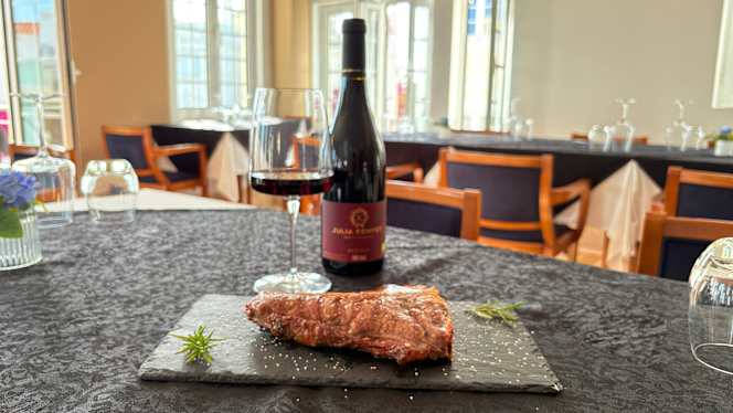 Artisan Steakhouse - 6