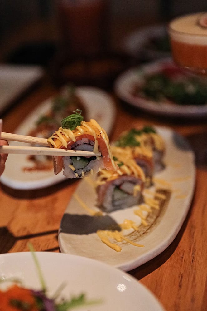 Oblique fusion dining - 2