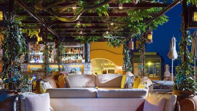 TRAGARA CLUB (bar aperitivo) - 2