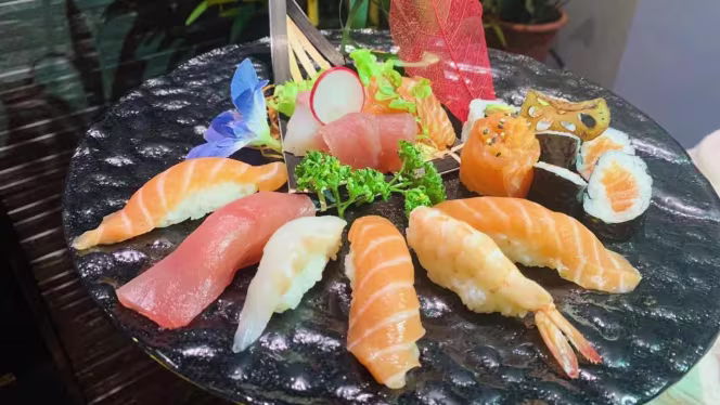 Sushi Rainbow ( Via San Massimo 7) - 3