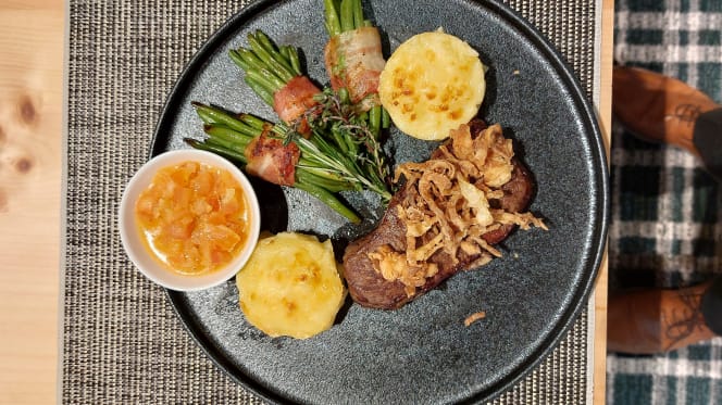 Bistro "Ingold": Maritim Hotel Ingolstadt - 2