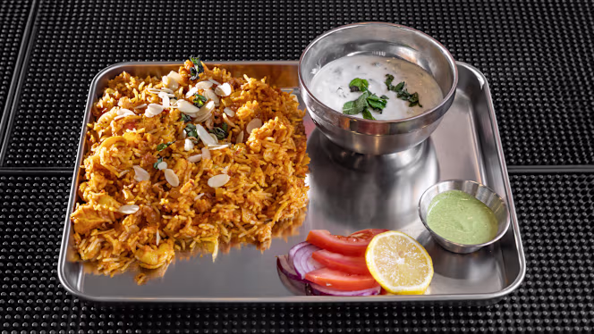 Locale vibe (indo - french fusion) - Nice - 1