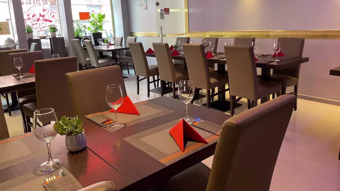 Au Village de Shanghai - 0