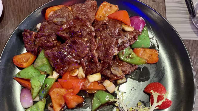 Au Village de Shanghai - 1