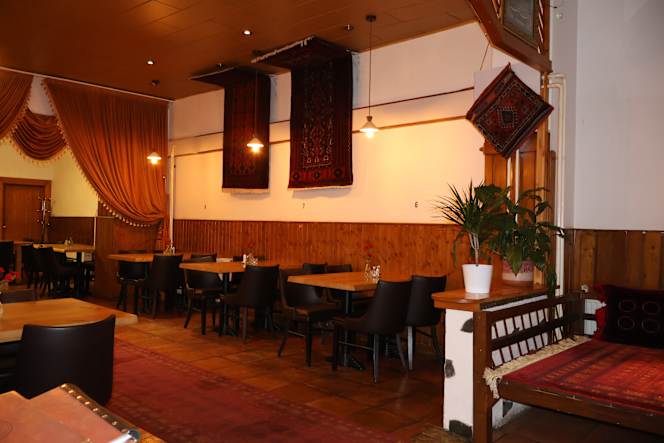 Band Amir Restaurant - 3