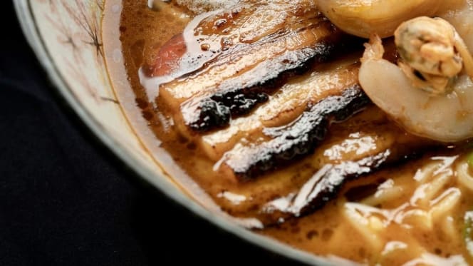 DIN-DIN CLUB MOODGALLERIAN - 6