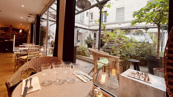 Les Marchands de Vins - 1