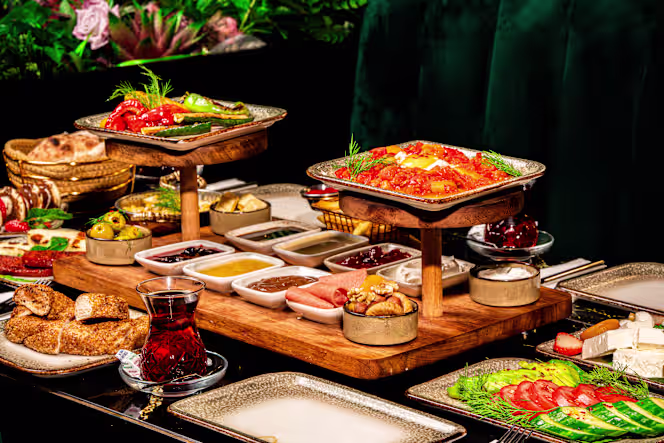 Saltanat Turkish Meze & Bar - London - 2