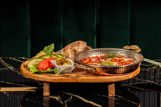 Saltanat Turkish Meze & Bar - 7