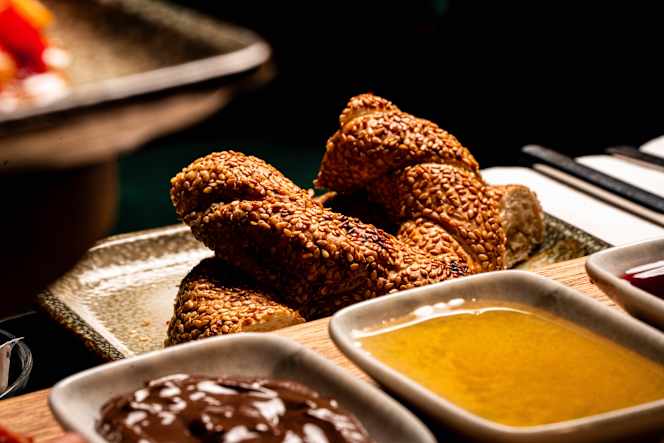 Saltanat Turkish Meze & Bar - 2