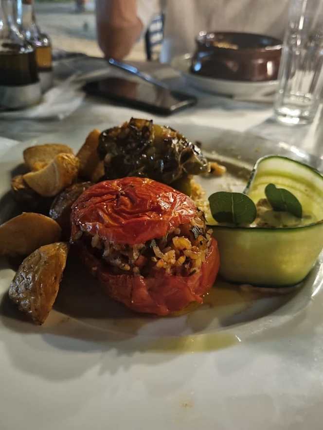 Ammos Taverna - 1