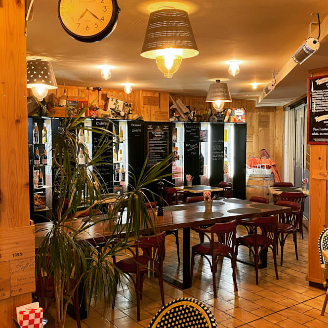 Au Comptoir des Vignobles - 9