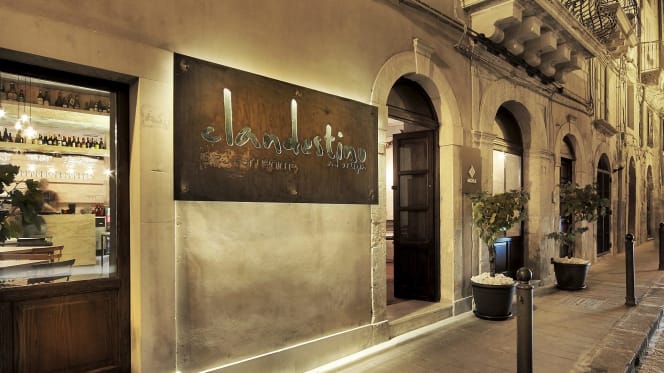 Clandestino ad Ortigia - 0