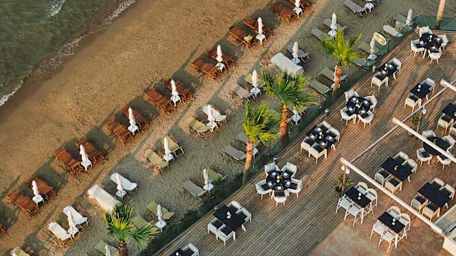 Seasky Restaurant Bar - 3