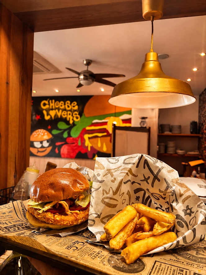 Las Tablas Burger - 0