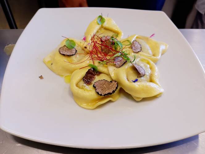 Cocchi's Ristorante Con Brace - 8