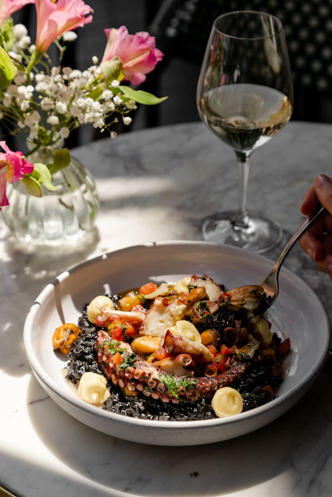 Sussex Bar and Restaurant - 7