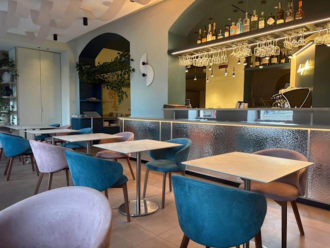 Royal Lounge Bar & Bistrot - 0