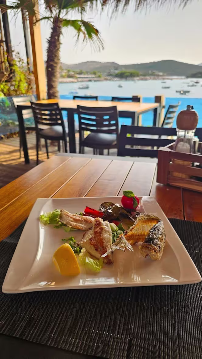 Ciao Bar-Restaurant Ksamil - 3