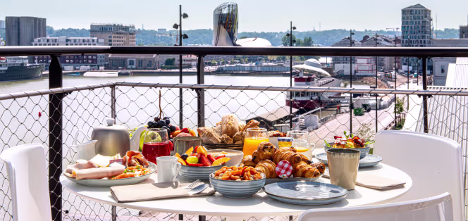 Brunch Rooftop - Dock G6 - 8