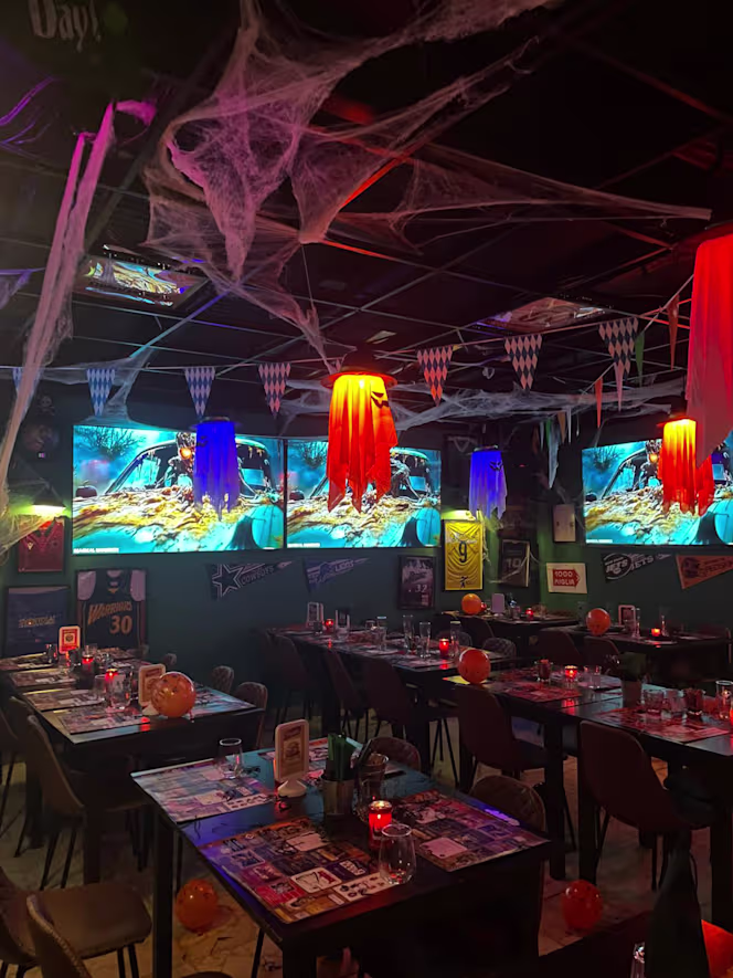 Mr.Jerry Risto Pub - 2