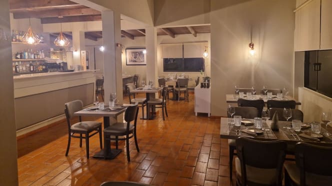 Cin Cin Italia Restaurant - 9