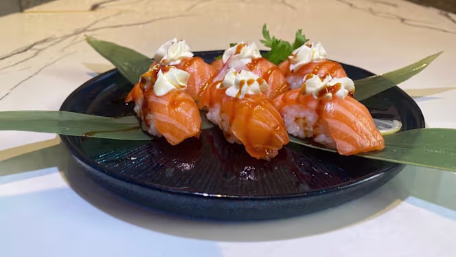 Shiny Sushi And Fusion Restaurant - Milano - 2