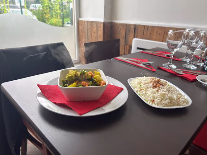 Velan Vitias Restaurant Indien - 9