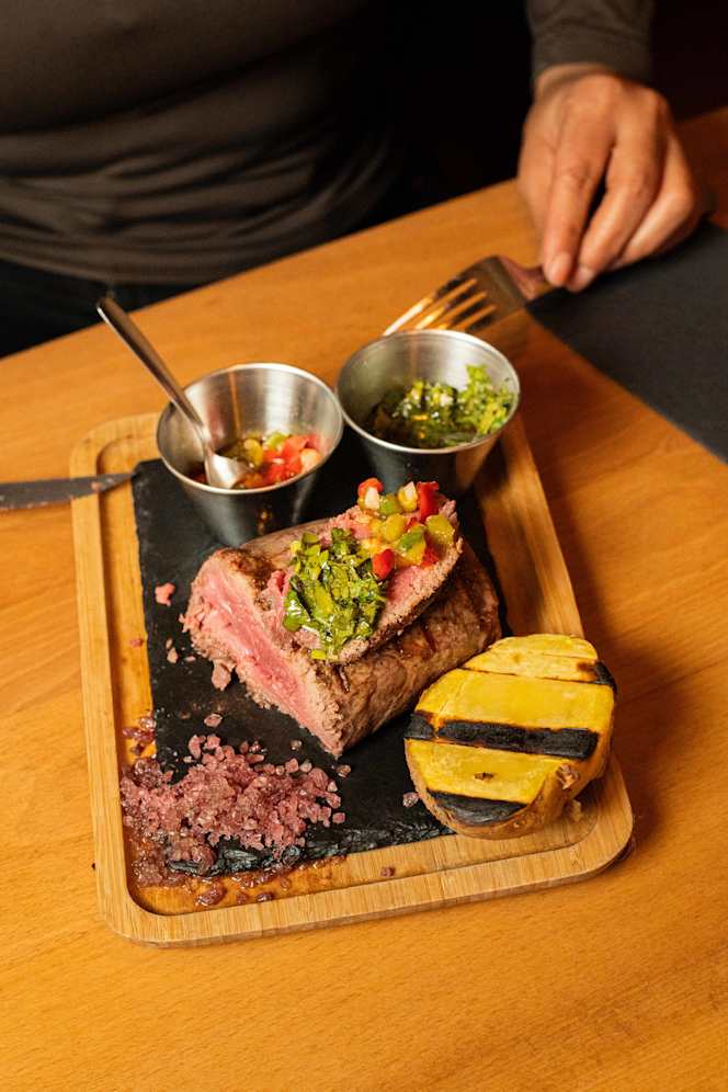 Trova Grill Steakhouse - 7