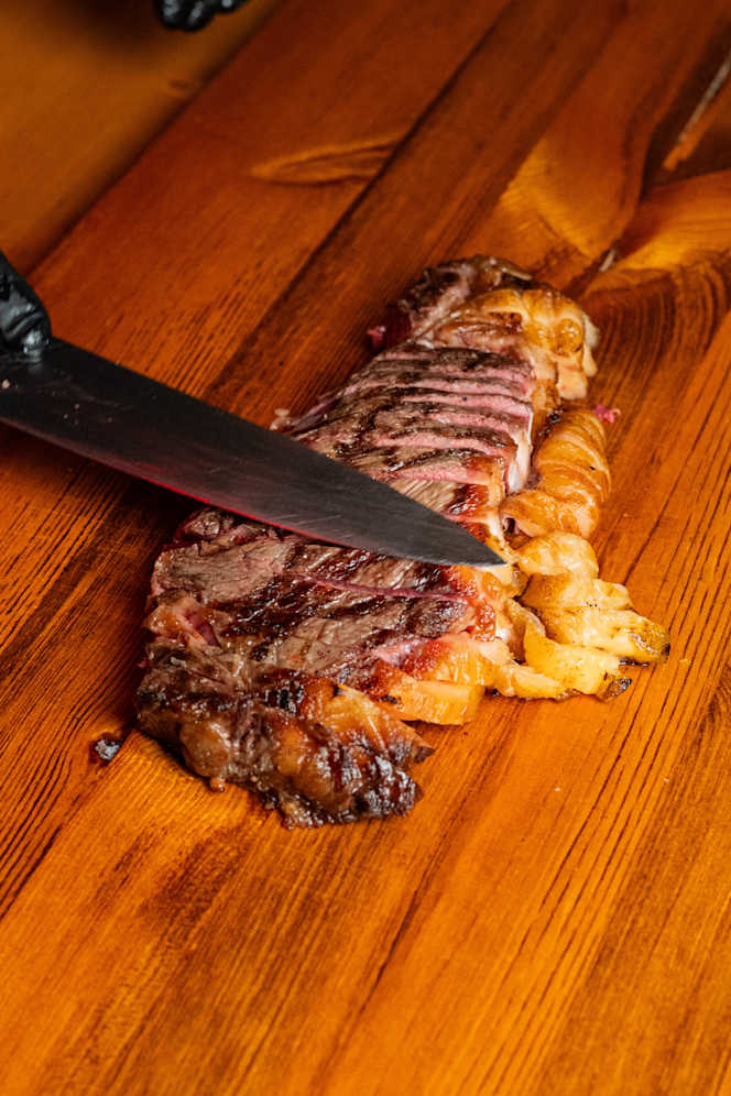 Trova Grill Steakhouse - 6