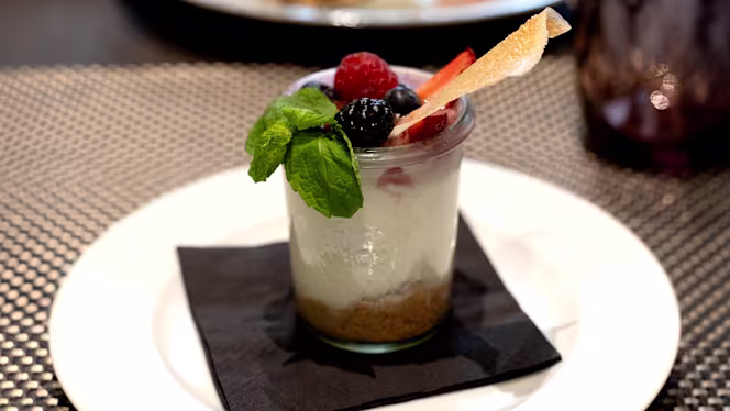 Wine Bar by The Lince Braga - 7