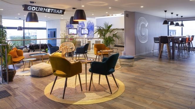 Gourmet Bar Novotel Roissy Saint-Witz - Saint-Witz - 2