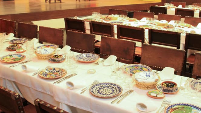 Páteo de Alfama - Casa de Fados - Lisboa - 1