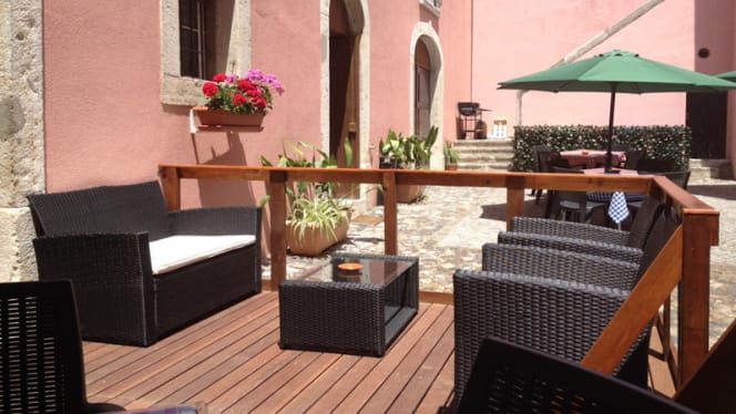 Páteo de Alfama - Casa de Fados - Lisboa - 3