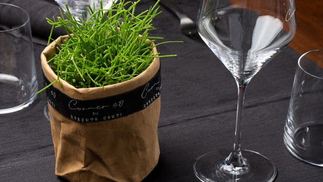 Corner 58 by Roberto Conti - Milano - 2